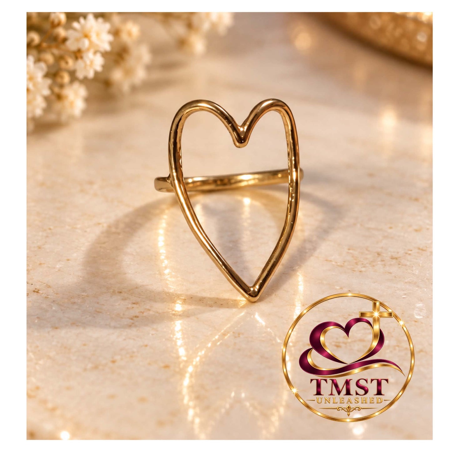 Heart on Display™ Ring