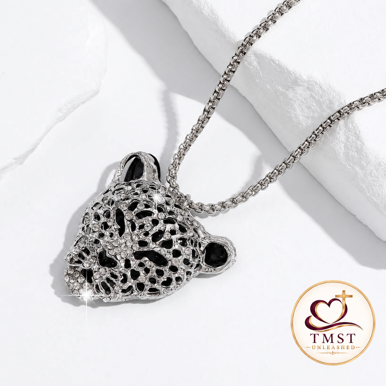 Midnight Majesty Leopard Necklace Silver