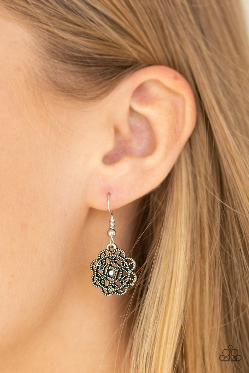 Vintage Vogue - Silver Paparazzi Accessories Necklace $5 Jewelry with Janet Morgan Necklaces