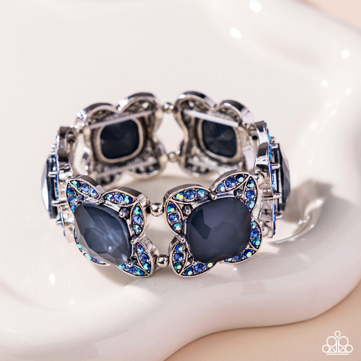 Bandwagon Beauty - Blue Paparazzi Bracelet Accessories,Blue,Bracelet,Iridescence,Stretchy