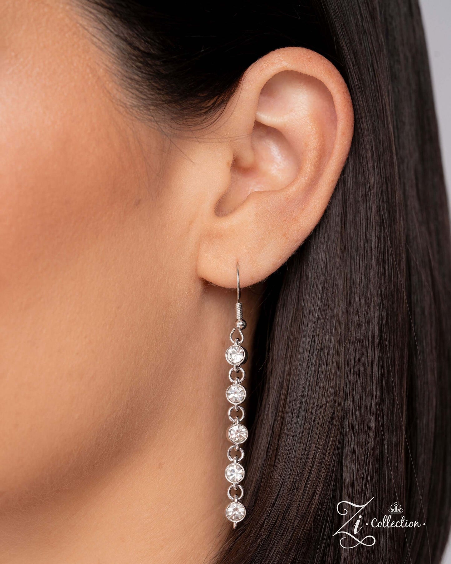 Demure Paparazzi Zi Collection 2025 Accessories,Necklace,Short Necklace,Silver,White rhinestones,ZiCollection