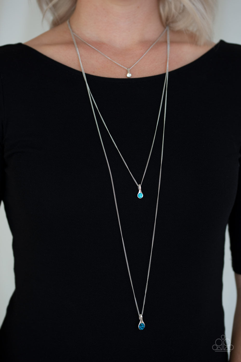 TMST Bling Crystal Chic - Blue Paparazzi Necklace