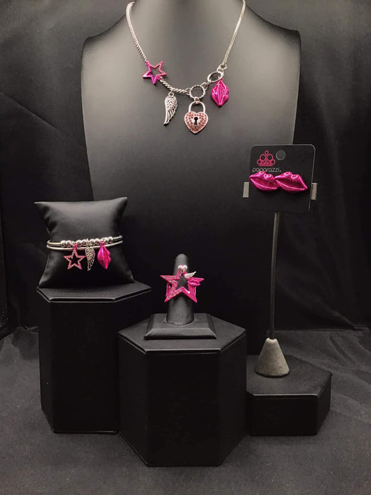 Paparazzi Sunset Sightings (May 2024 Fashion Fix Set) $20.00 $5 Jewelry with Janet Morgan Jewelry Set