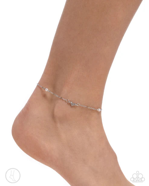 Ladylike Loop - White ♥ Anklet