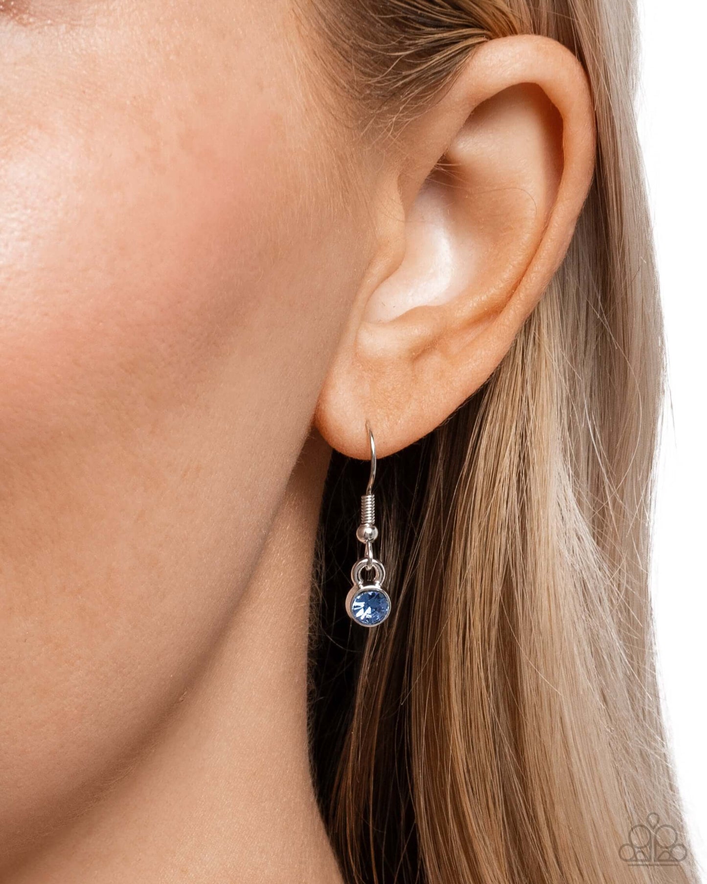 Compelling Circles - Blue Paparazzi Necklace Accessories,Blue,Necklace,Short Necklace,Silver Accents