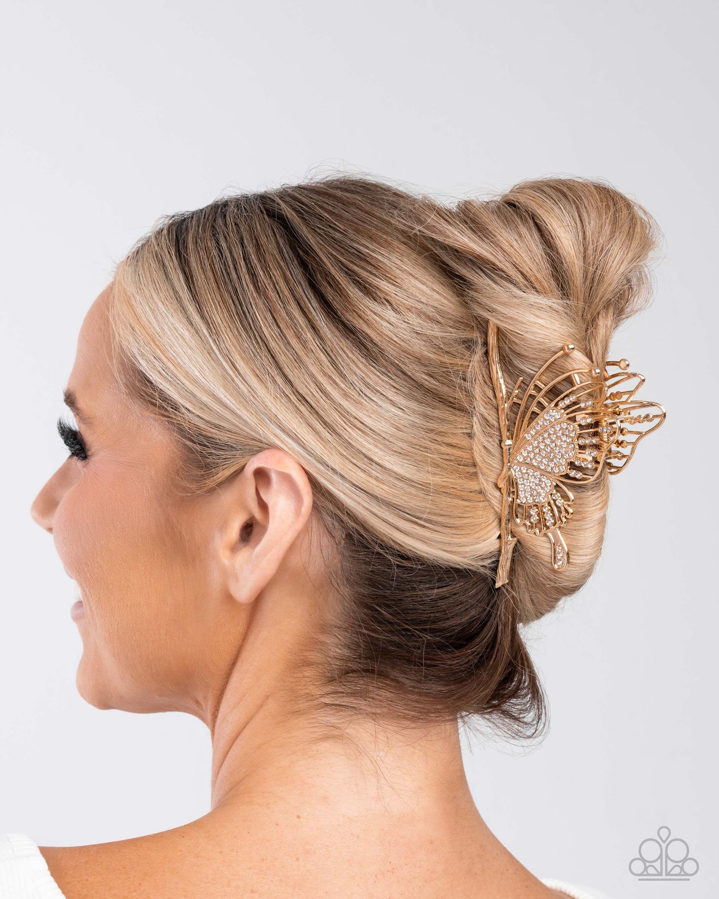 Layered Landing - Gold Paparazzi Hair Clip/Claw Accessories,Butterfly,Gold,Hair Clips