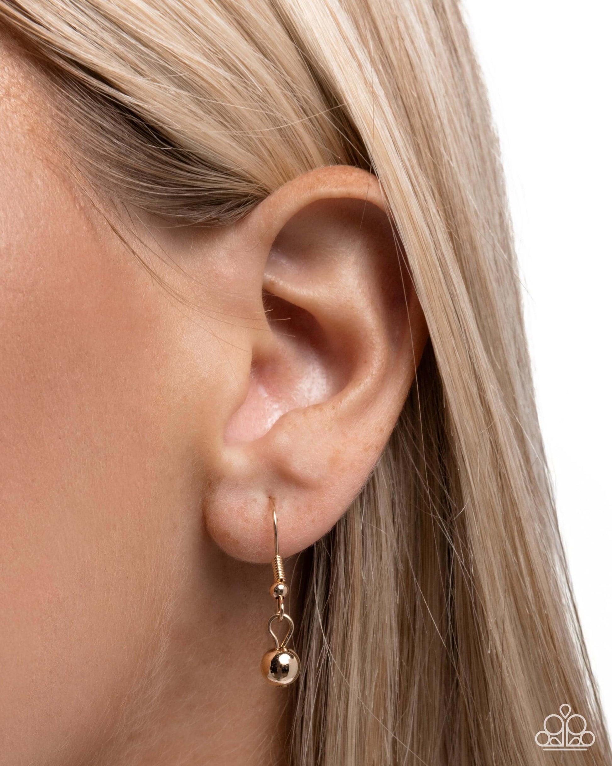 Crowning Challenge - Gold Paparazzi Necklace Accessories,Choker,Gold,Necklace,Short Necklace