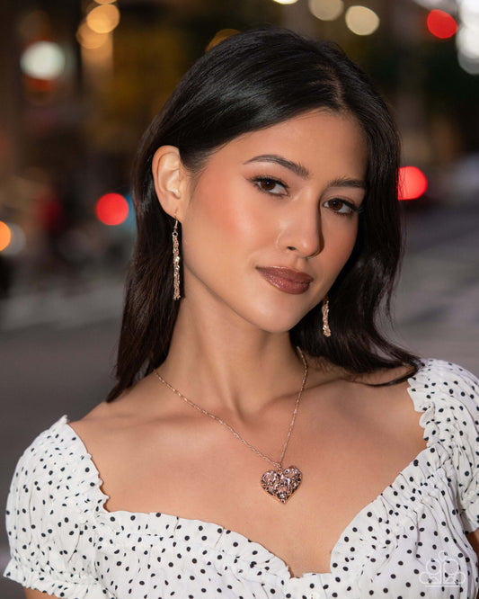 Vintage Flair - Rose Gold Paparazzi Heart Necklace Accessories,Hearts,Necklace,Rose Gold,Roses,Short Necklace