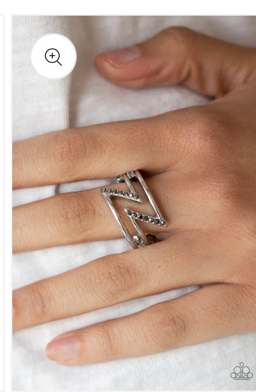 5th Avenue Flash - Silver ♥ Ring